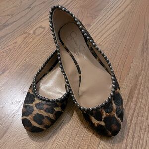 Jessica Simpson Leopard Flats perfect for work or going out.